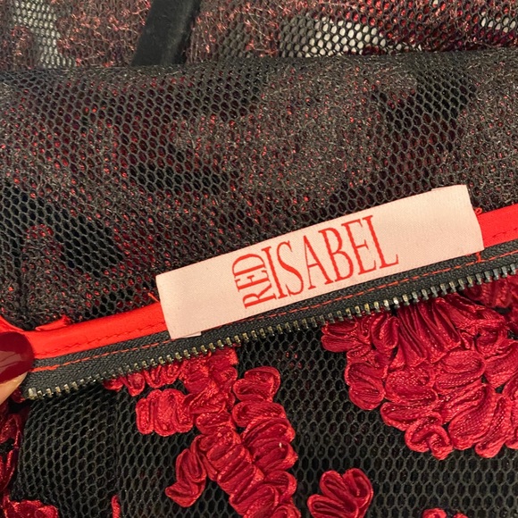 Red Isabel dress - Picture 4 of 9